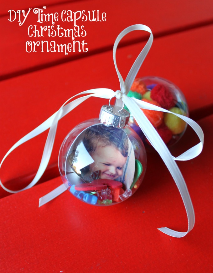 diy-time-capsule-christmas-ornament-to-make-with-kids